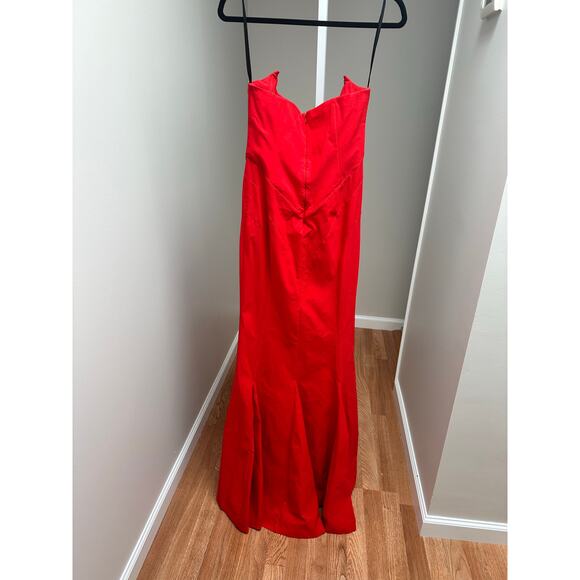 NEW NWT Michael Costello Revolve Billie Gown in Red size Large - Picture 4 of 7